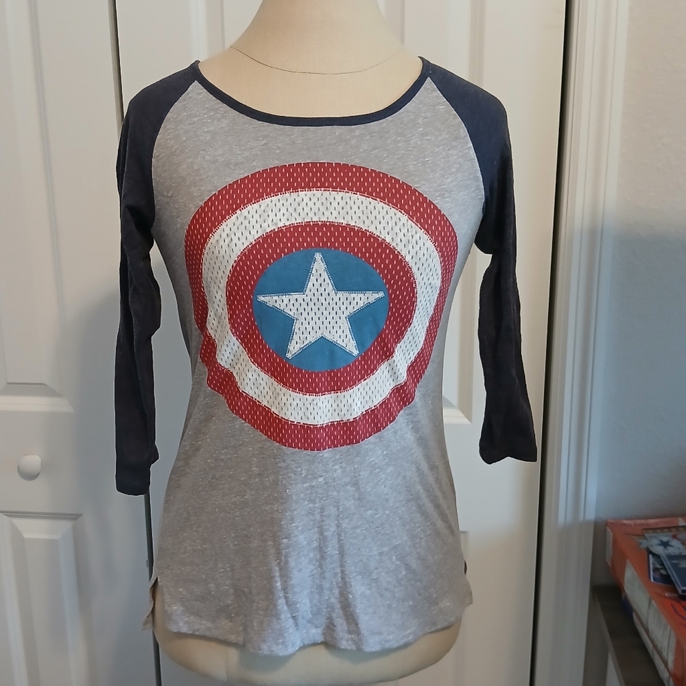 Ladies Small Marvel Captain America Raglan Baseball 3/4 Sleeve T-shirt EUC